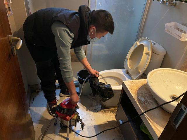 龙沙马桶疏通-疏通下水道